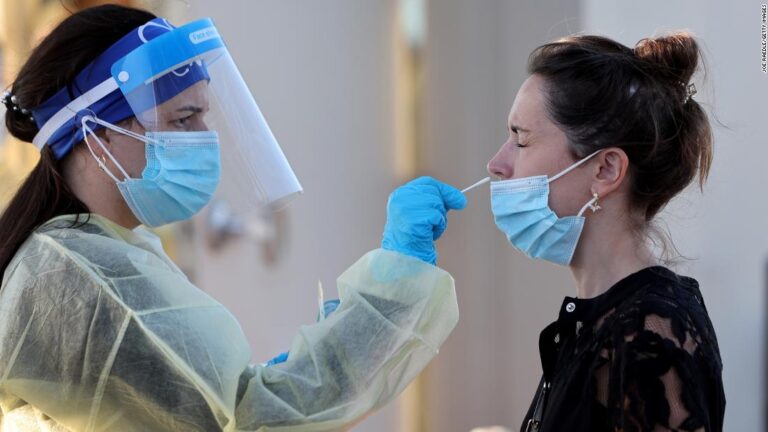 Coronavirus wave this fall and winter could potentially infect 100 million, White House warns