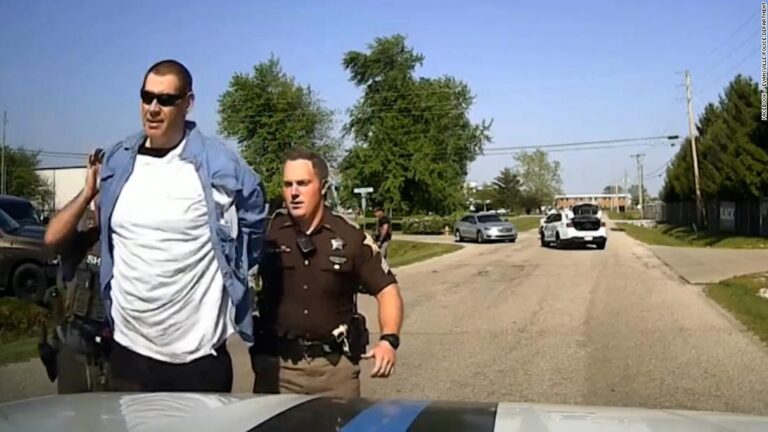 Dashcam video shows moment escaped Alabama inmate captured by police
