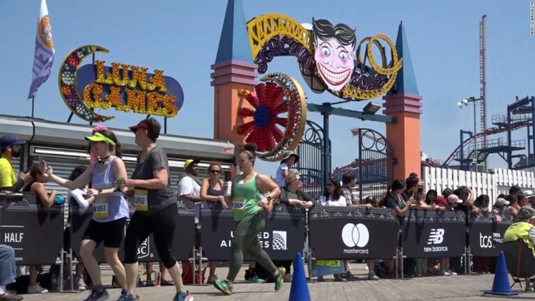 One dead after finishing Brooklyn Half Marathon and 15 others injured