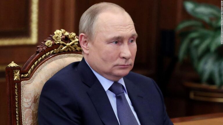 Former defense secretary breaks down Putin’s ‘big mistake’