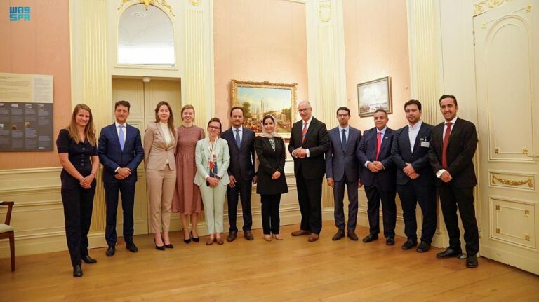 Saudi delegation reviews opportunities for cooperation in the Netherlands