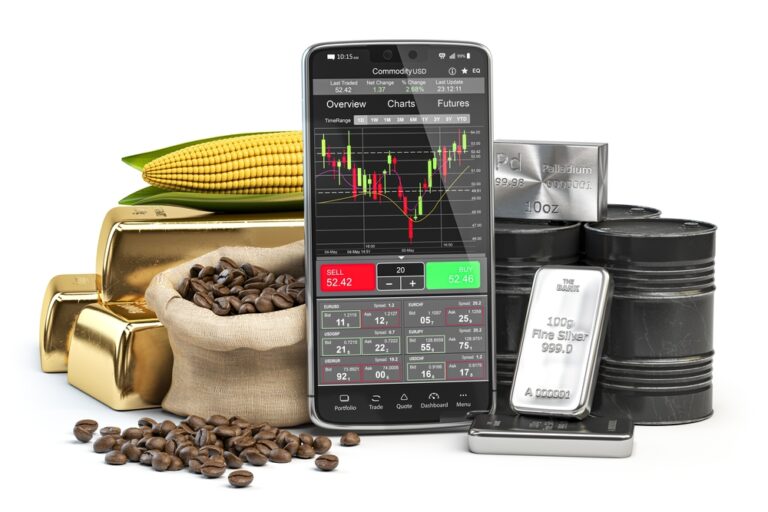 Commodities Update — Gold dips; Wheat, corn fall; Copper extends losses on global recession worries