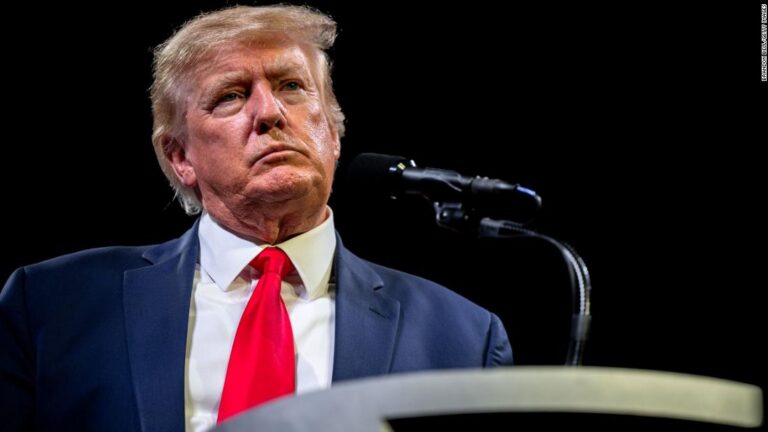 Former US attorney explains why Trump’s fake electors email is problematic