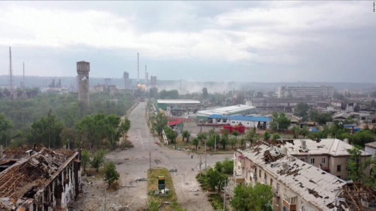 Ukraine pulls out of key city Putin wants