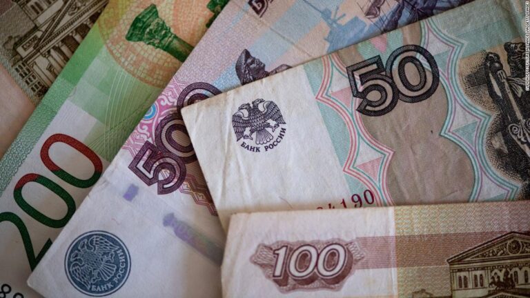 Russia’s last default sparked a crisis. This time is different