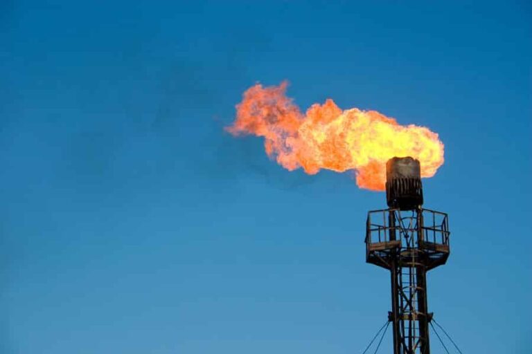 Oman backs US crypto firm to cut natural gas flaring