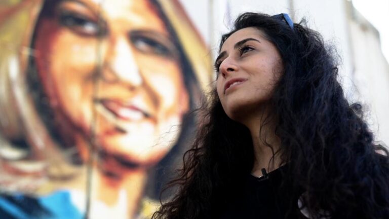 Niece of slain Palestinian-American reporter explains why she wants to meet with Biden