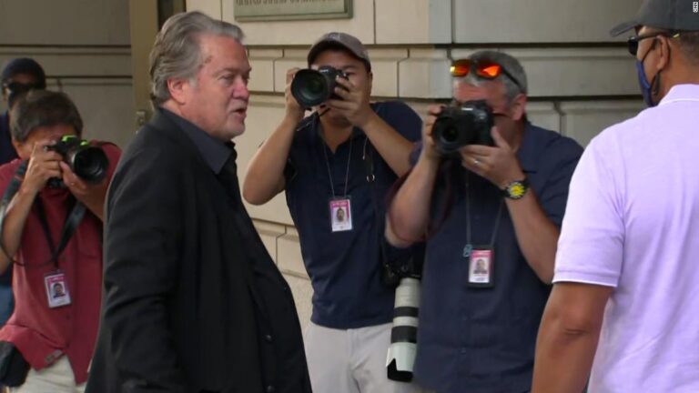 Steve Bannon expresses frustration outside courtroom
