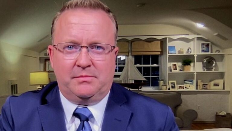 Hear what former Secret Service agent blames for missing Jan. 6 text messages