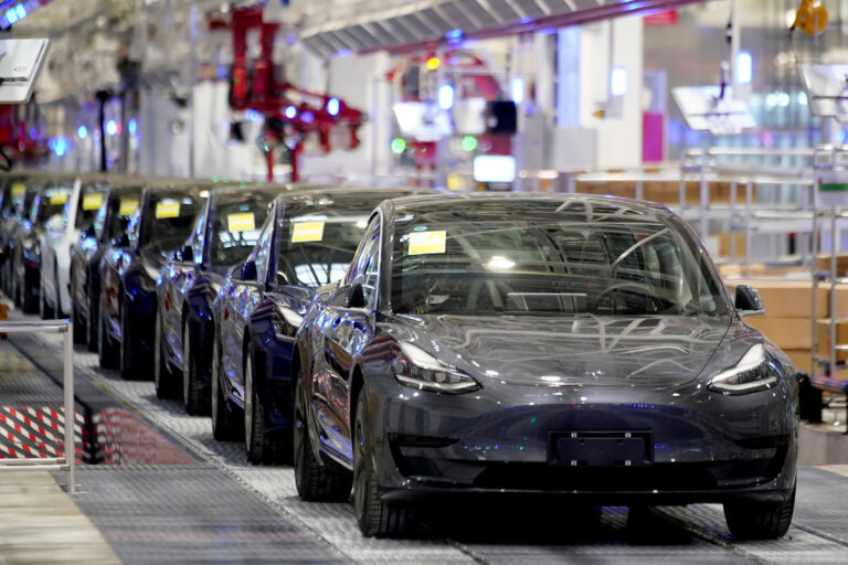 China In-Focus — Shimao misses repayment on $1bn bond; Tesla Q2 deliveries fall