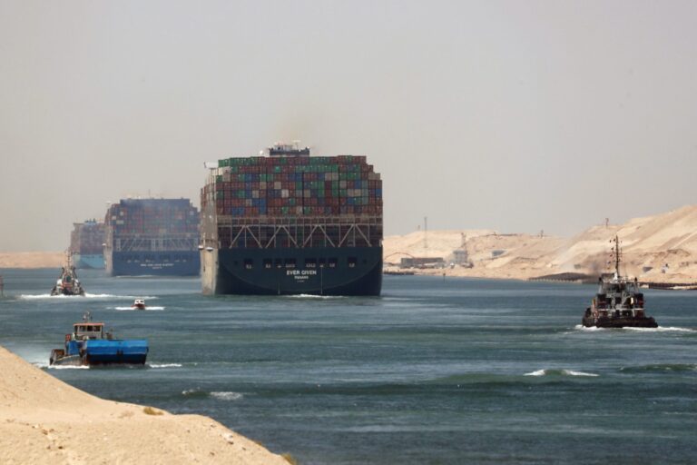 Egypt In-Focus — Suez Canal’s revenues rise 20.7%; efforts on to develop sustainable transport sector