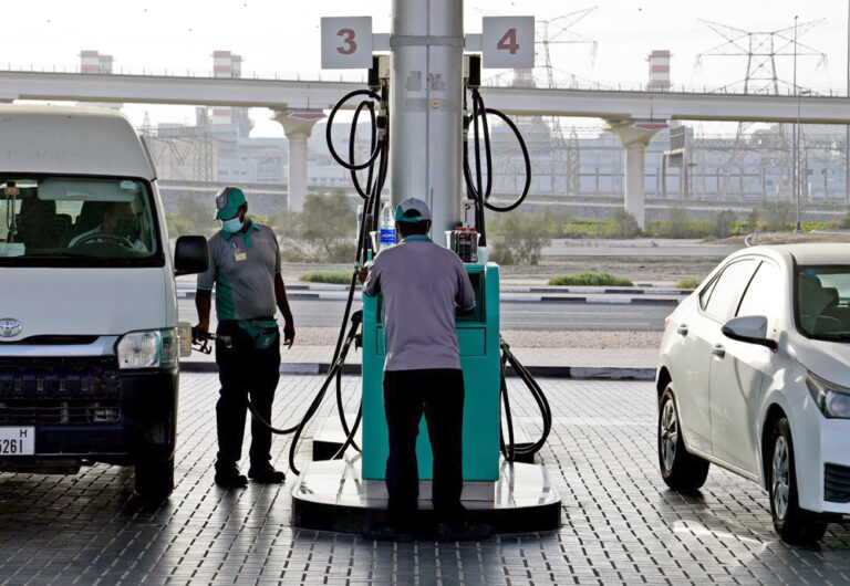 Brent oil closes under $100/barrel for first time since April