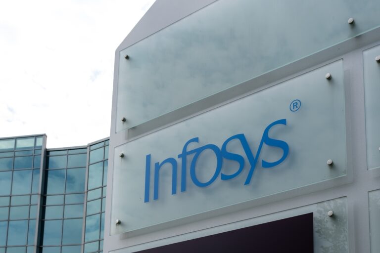 India In-Focus — Indian shares slip; Infosys misses profit estimates