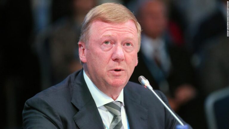 Former high-level Russian official who left Putin’s government reportedly hospitalized