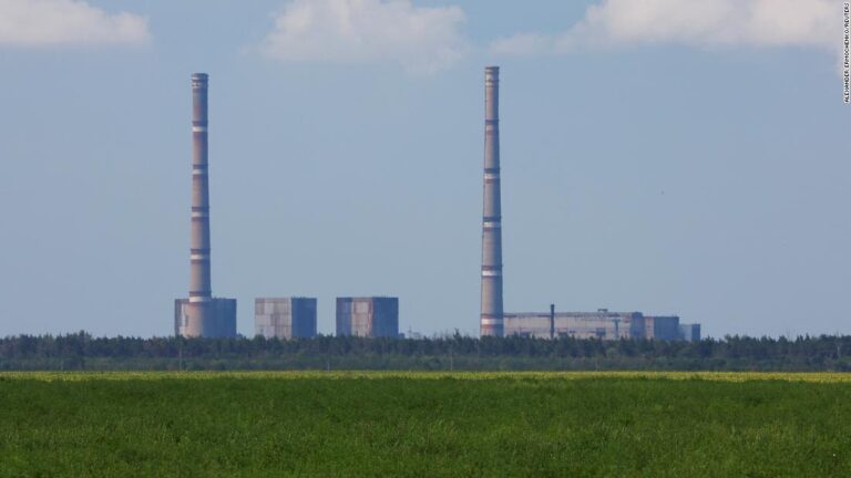 ‘Suicidal’ shelling around Ukrainian nuclear plant condemned