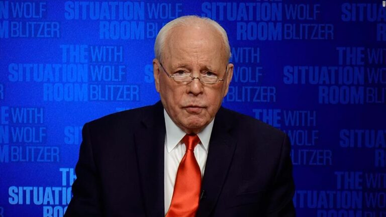 Watergate whistleblower has warning for Trump