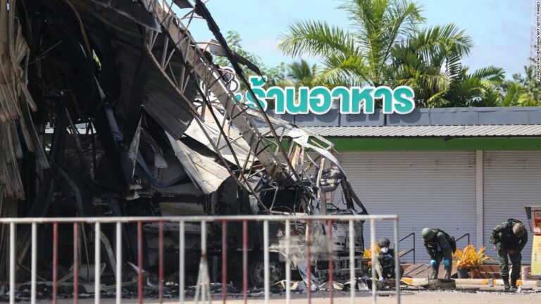 Multiple bomb and arson attacks rock southern Thailand
