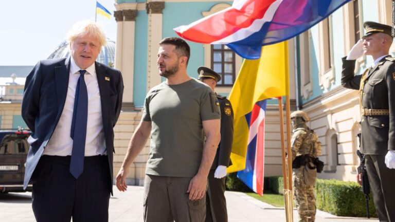 Boris Johnson makes surprise appearance in Kyiv on Ukraine’s Independence Day
