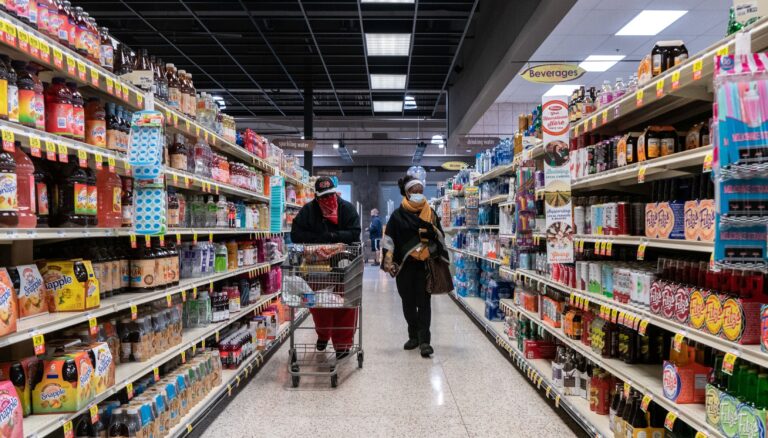 US consumer prices unchanged in July as cost of gasoline plunges