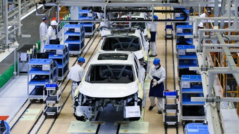 China In-Focus — Stocks end lower; Toyota suspends operations at Sichuan plant