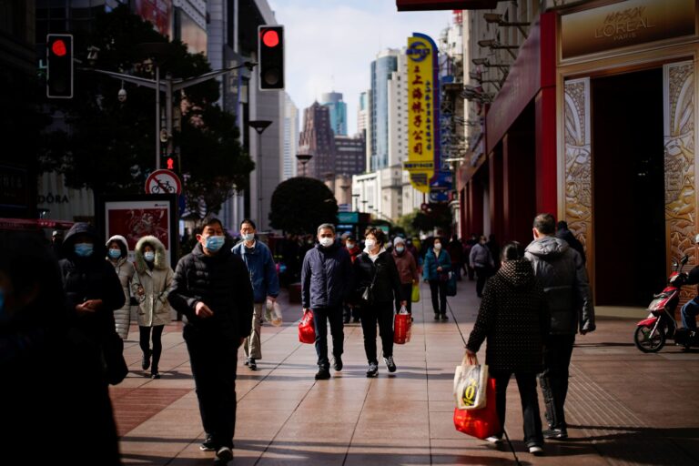 Economists cut China’s 2022-2023 growth forecasts: Bloomberg report