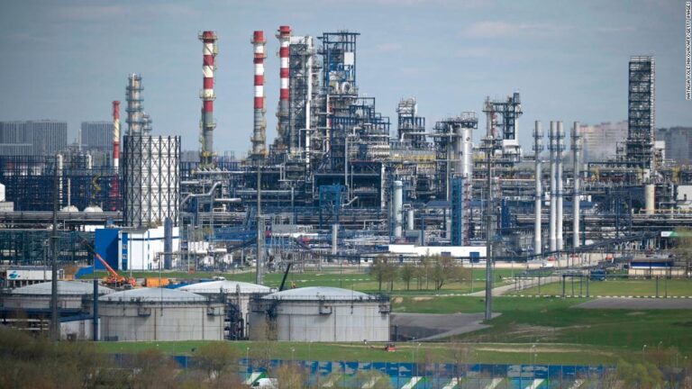 G7 countries agree to cap the price of Russian oil