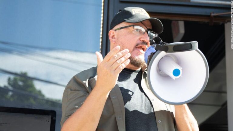 Historic trial for Oath Keepers leader and his top lieutenants over January 6 set to begin