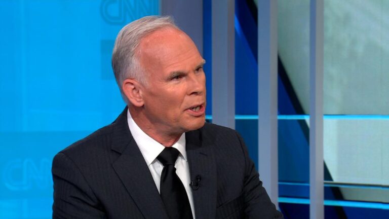 Retired Colonel explains ‘cascading effect’ impacting Russia’s momentum