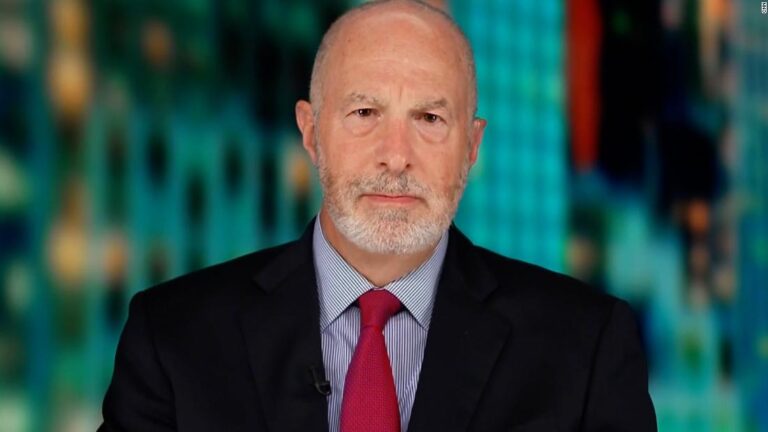 Former Clinton investigator reacts to Trump’s classified documents fight