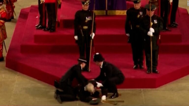 Royal guard member collapsed by Queen Elizabeth II’s coffin
