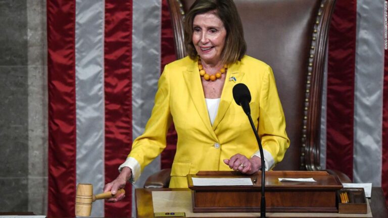 House expected to vote to approve government funding to avert shutdown