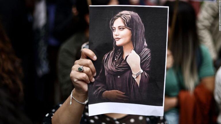 Iran restricts internet as Mahsa Amini protest deaths mount and UN calls for investigation