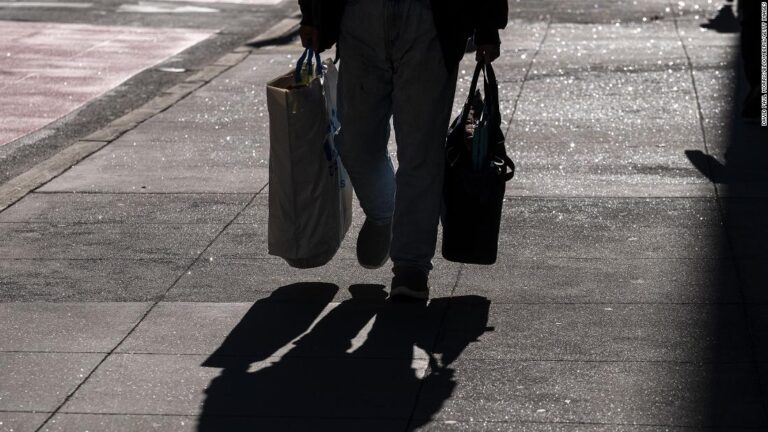 There’s a 98% chance of a global recession, research firm warns