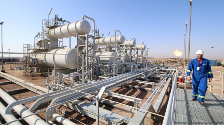 Iraq hiked August oil output, missed southern export targets