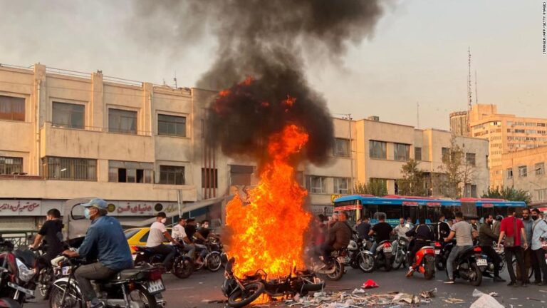 Head of Iran’s Revolutionary Guards warns that Saturday is ‘last day’ of protests