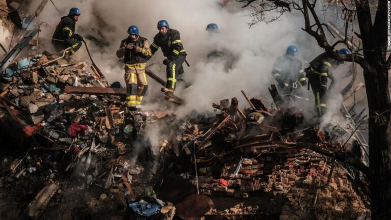 Russian forces focused on holding off southern counteroffensive, Ukraine says