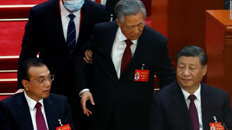 What happened to China’s former leader Hu Jintao?