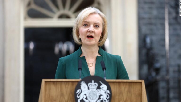 Unconfirmed Liz Truss phone hack report prompts calls for investigation