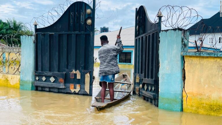 Displaced by floods, Nigerians forced to use floodwater despite cholera risk