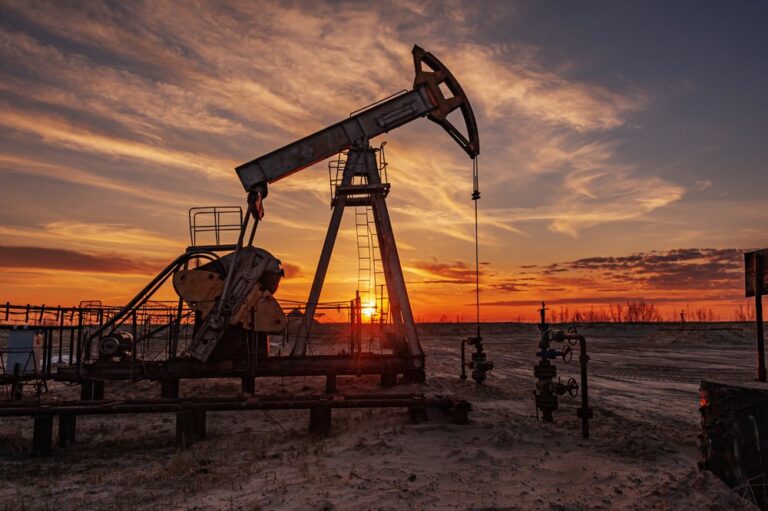 Oil Updates — Crude falls but notches weekly gain; OPEC+ to hold Oct. 5 meeting in person in Vienna