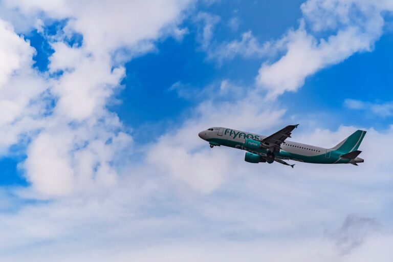 Saudi flynas launches two weekly direct flights from Jeddah to Marseille