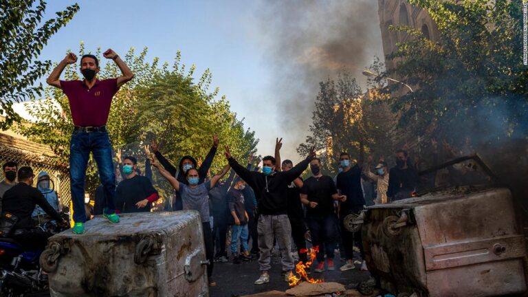 Iranian lawmakers demand ‘no leniency’ for protesters as mass demonstrations continue