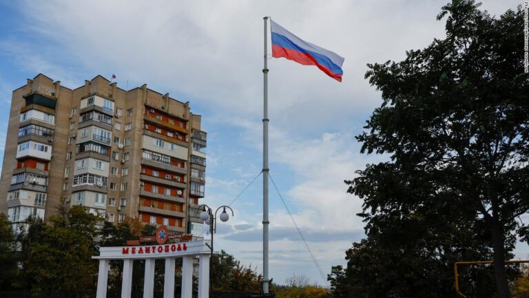 Ukrainian mayor says Russian occupiers have turned Melitopol into a ‘giant military base’