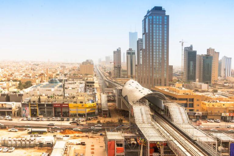 Saudi miner Amak sees 22% profit drop amid $333m IPO