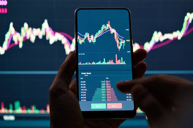 Closing Bell: Saudi main index rises to close at 10,705